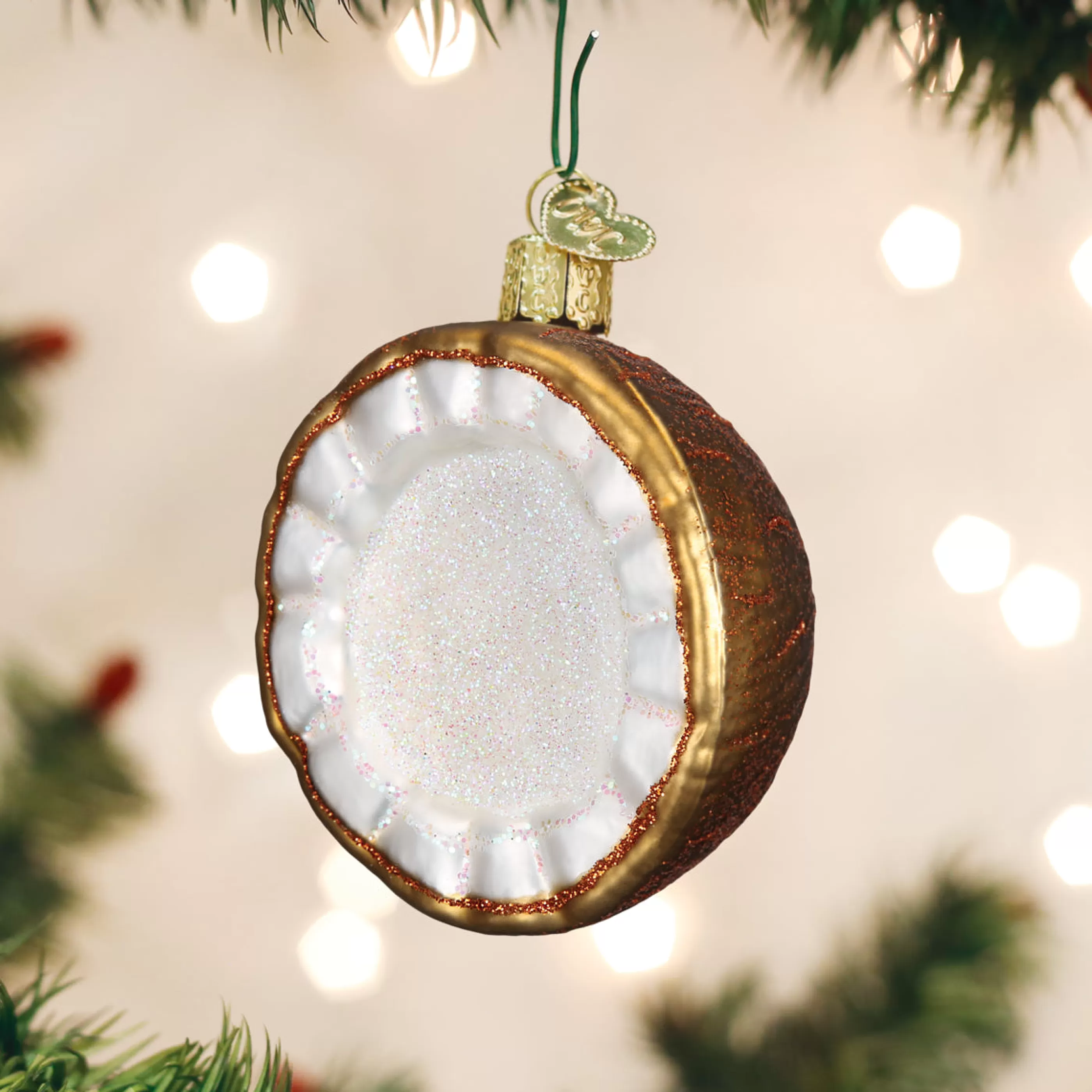 HMX-EAST WEST Coconut Ornament