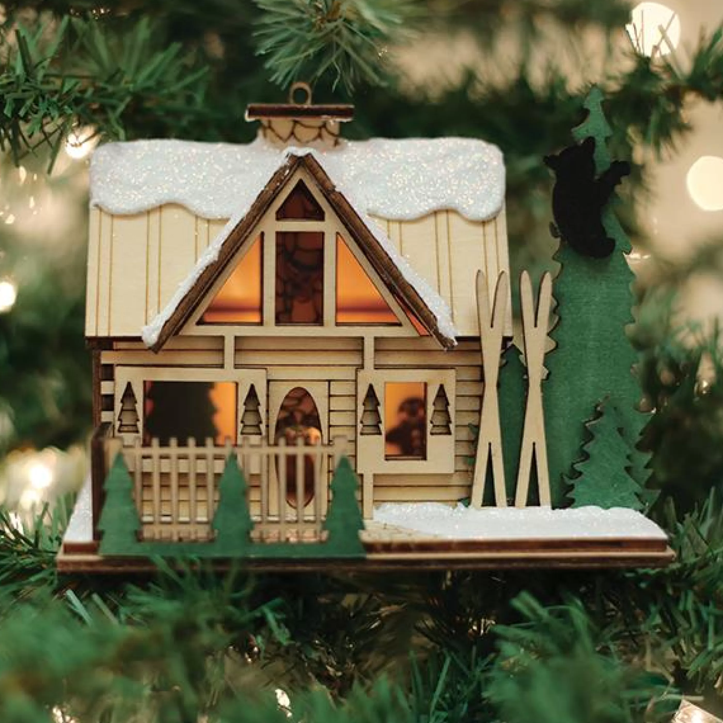 HR Santa's Ski Lodge-Gc126
