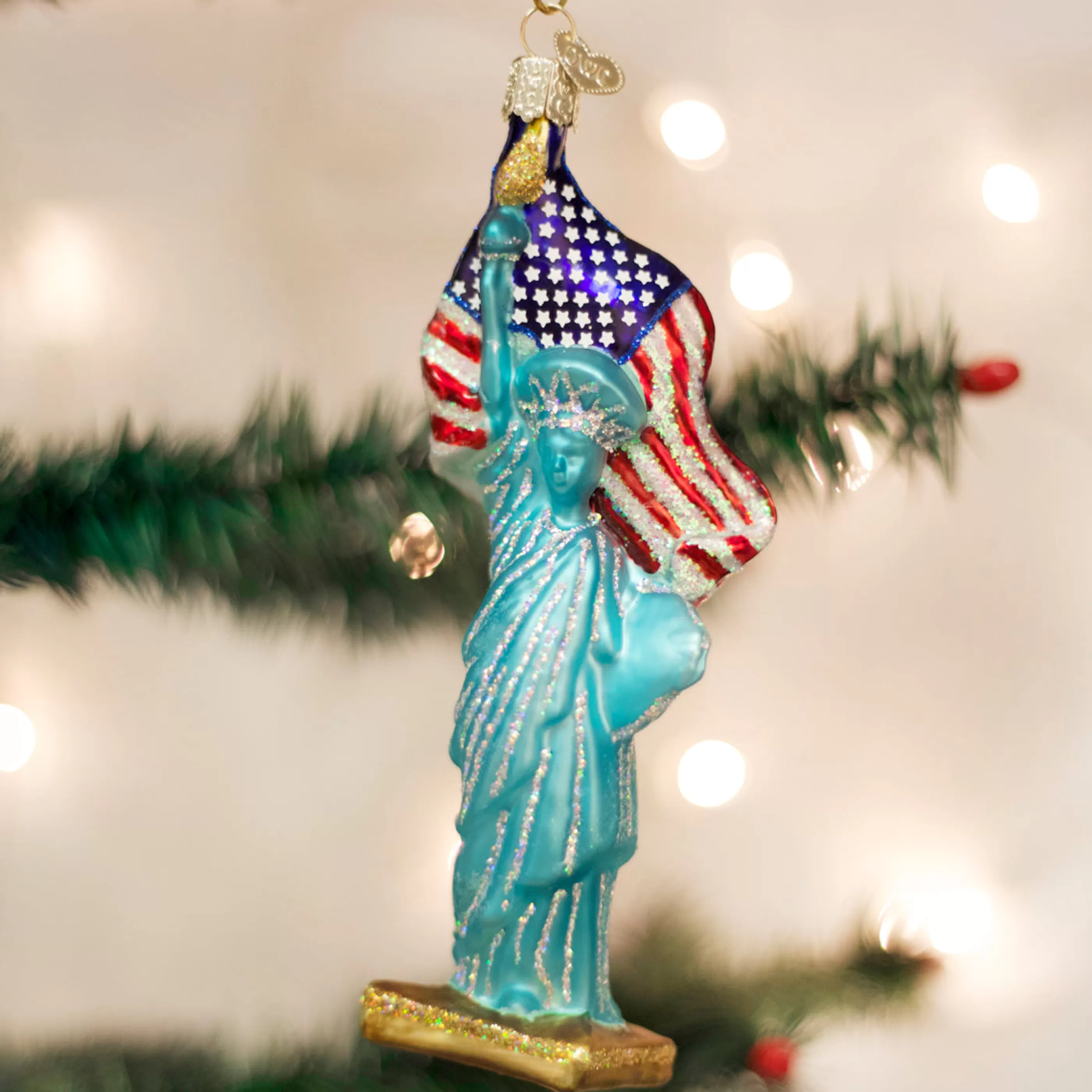 Guining Statue Of Liberty Ornament
